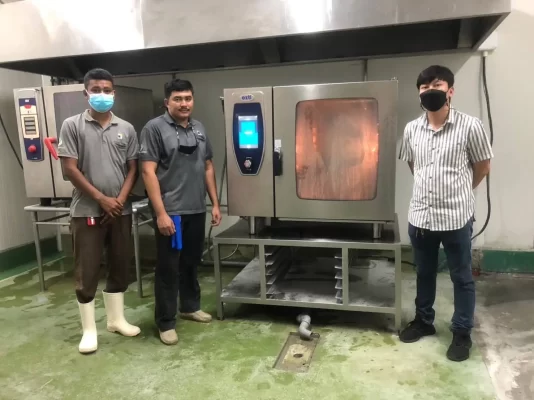 ส่งมอบ เครื่องอบ COMBI OVEN บริษัท บี มีท เซาท์อีส ฟู๊ด จำกัด