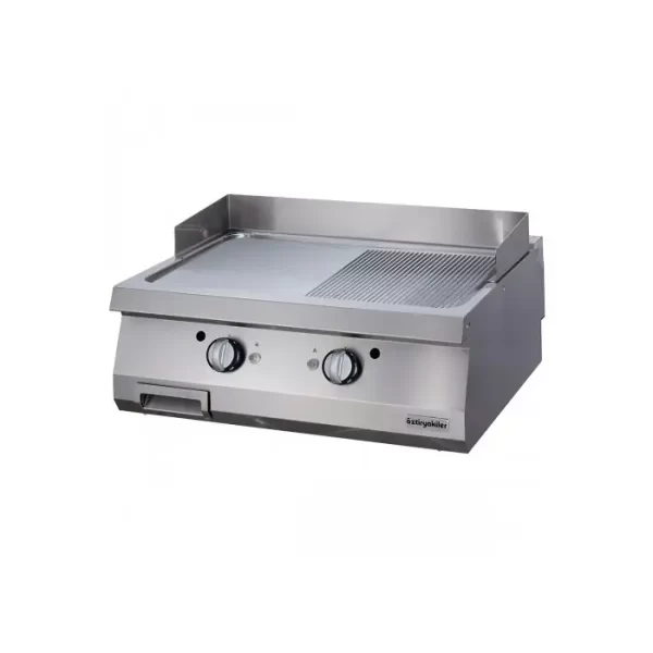 GAS GRILLS WITH CHROME SURFACE 2